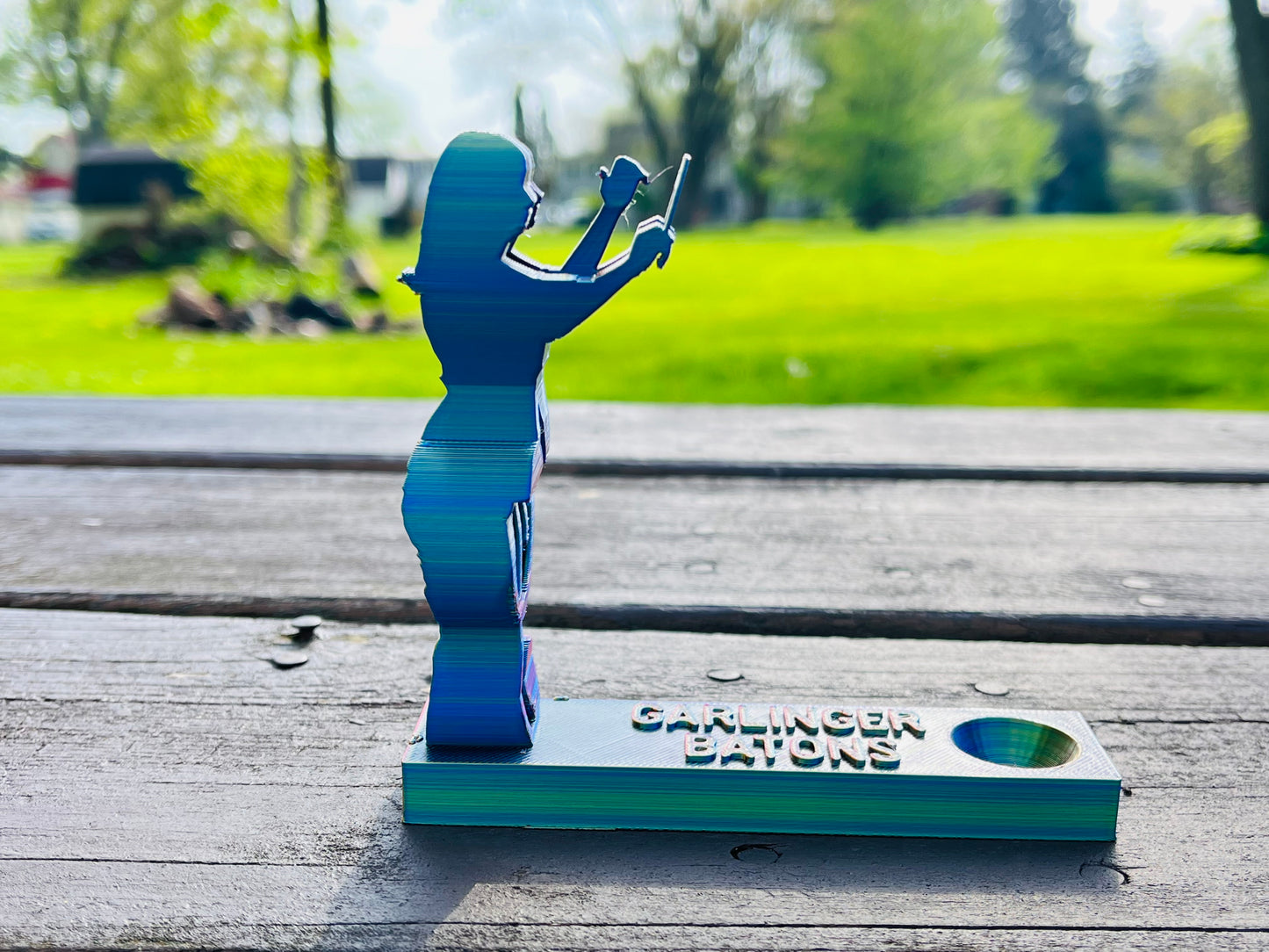Femme Conductor & Treble Transforming Baton Stand