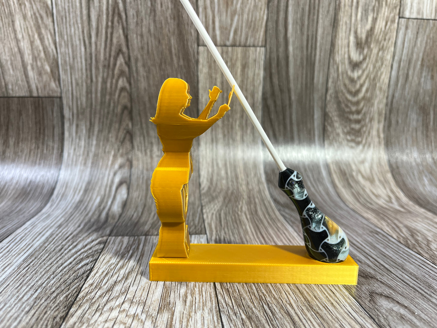 Femme Conductor & Treble Transforming Baton Stand