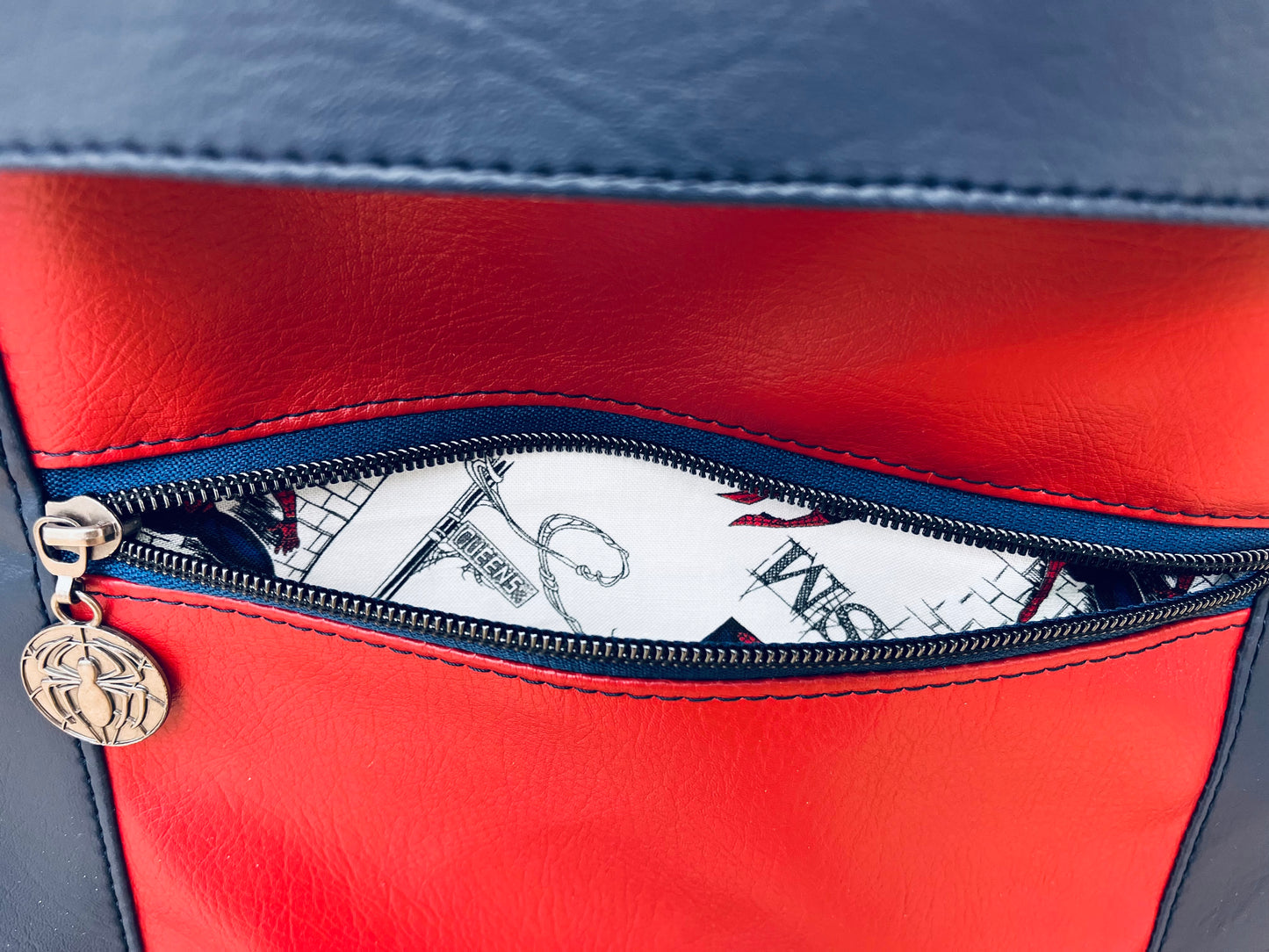 Spiderman Messenger Score Bag